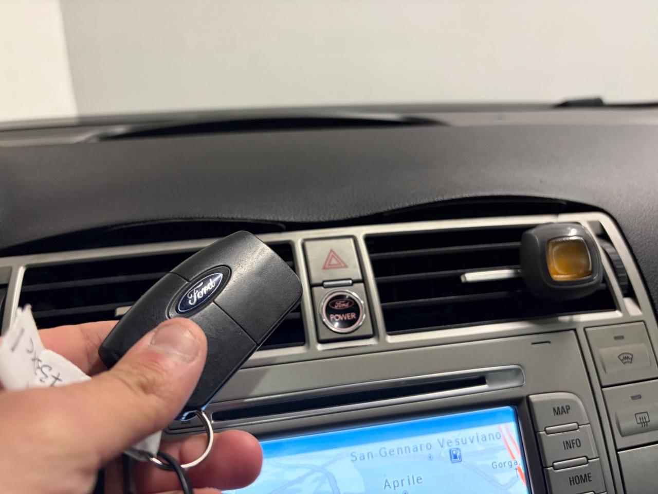 Ford Kuga 2.0 TDCi 163 CV 4WD Titanium DPF Nuova !