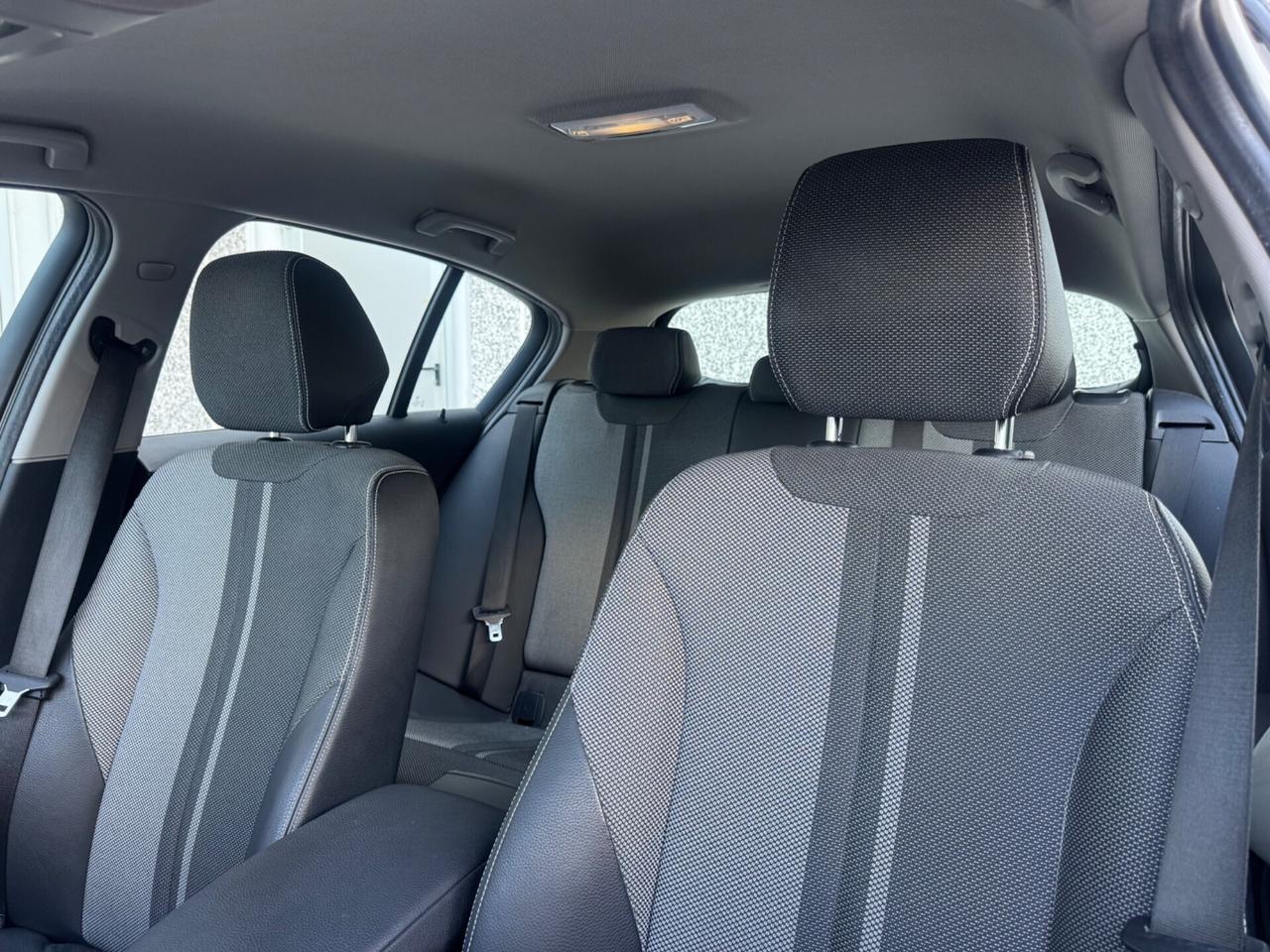 Bmw 116 116d 5p. Urban NEOPATENTATI