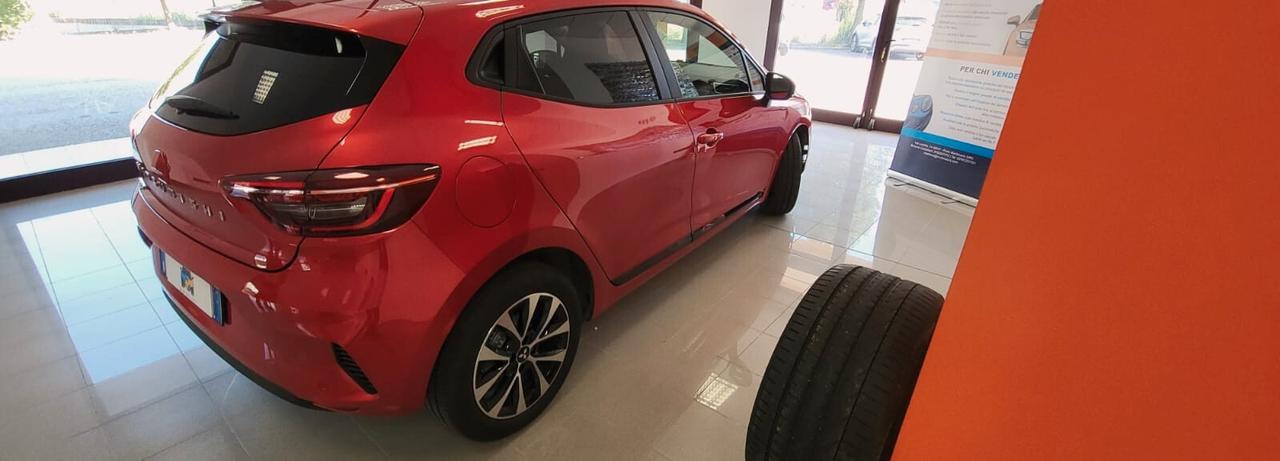 PRATICAMENTE NUOVA-GARANZIA UFFICIALE MITSUBISHI FINO AL 04/2029-KM 14.000-Mitsubishi Colt 1.0L turbo 90 CV Invite