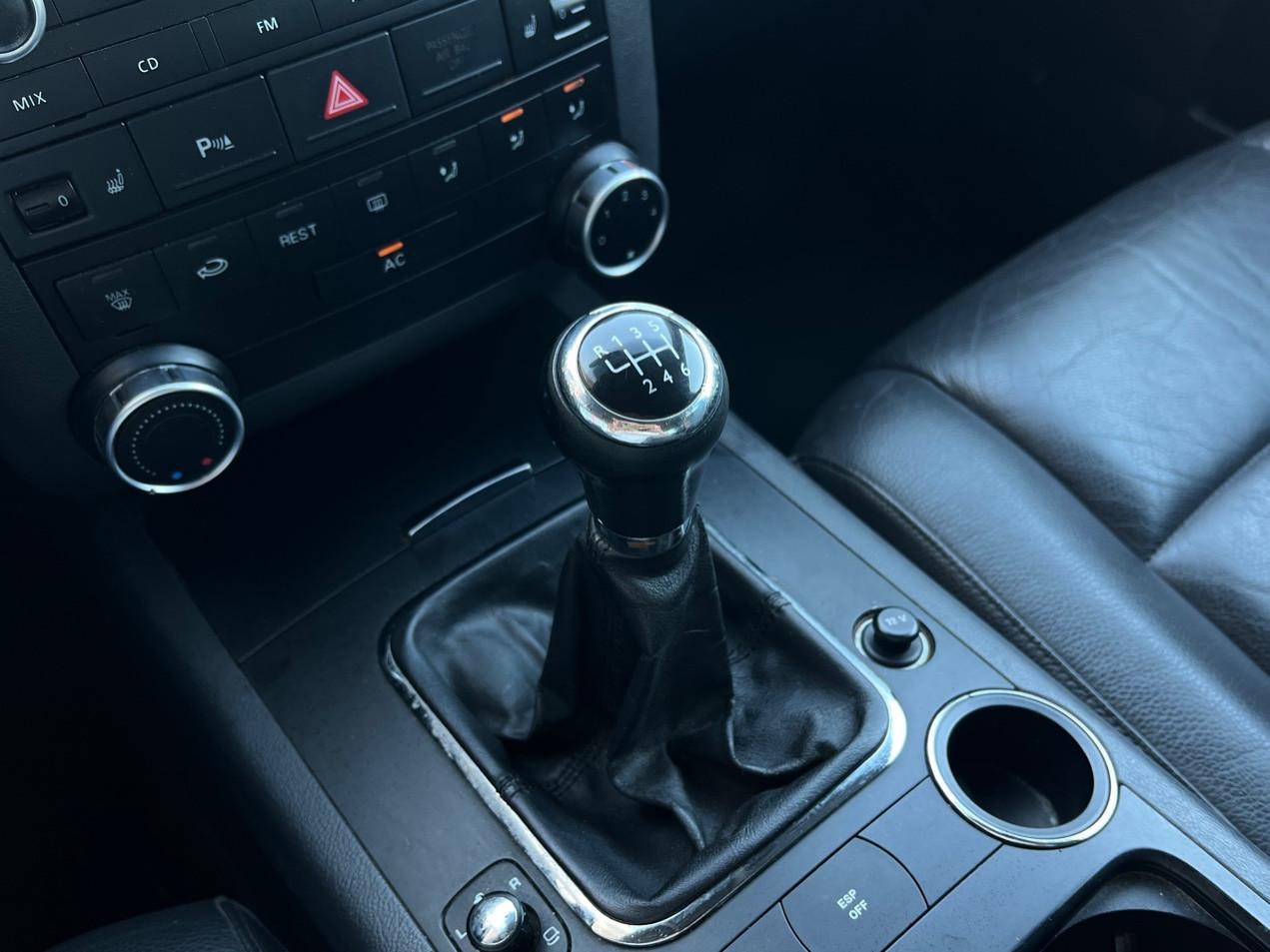 Volkswagen Touareg 2.5 tdi R5 Executive dpf FL