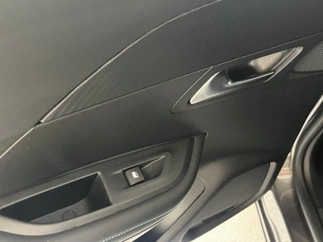 PEUGEOT 2008 PureTech 130 S&S Allure Pack
