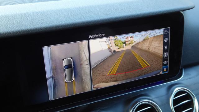 MERCEDES-BENZ E 220 d S.W. 4Matic Auto Premium AMG
