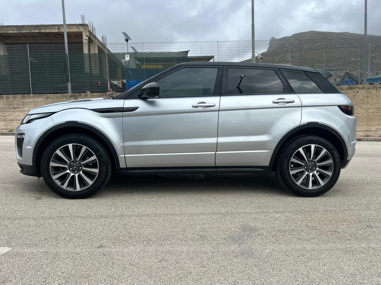 Land Rover Range Evoque 2.0 TD4 150 CV 5p. SE Dynamic