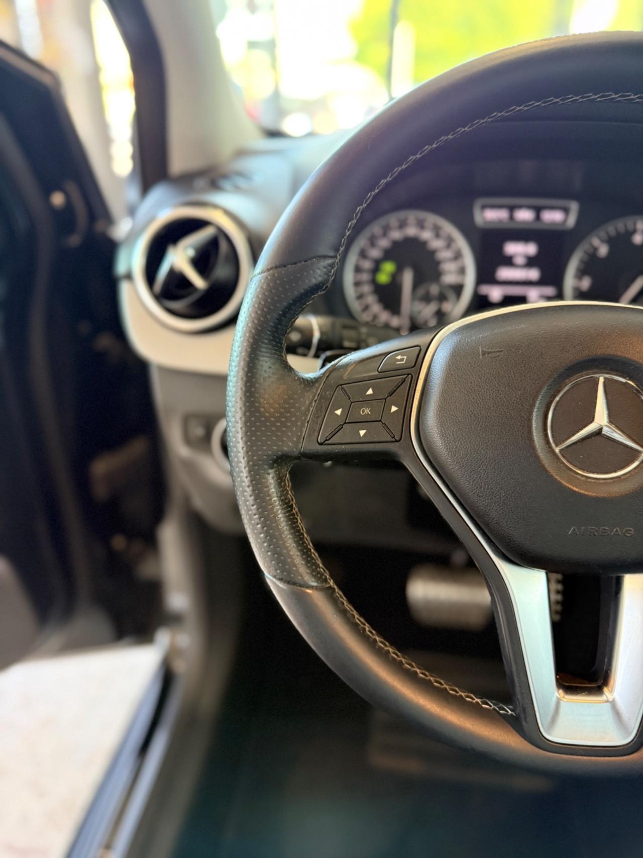 Mercedes-benz B 180 1.8 CDI 109cv Premium 03/2013 Euro 5B