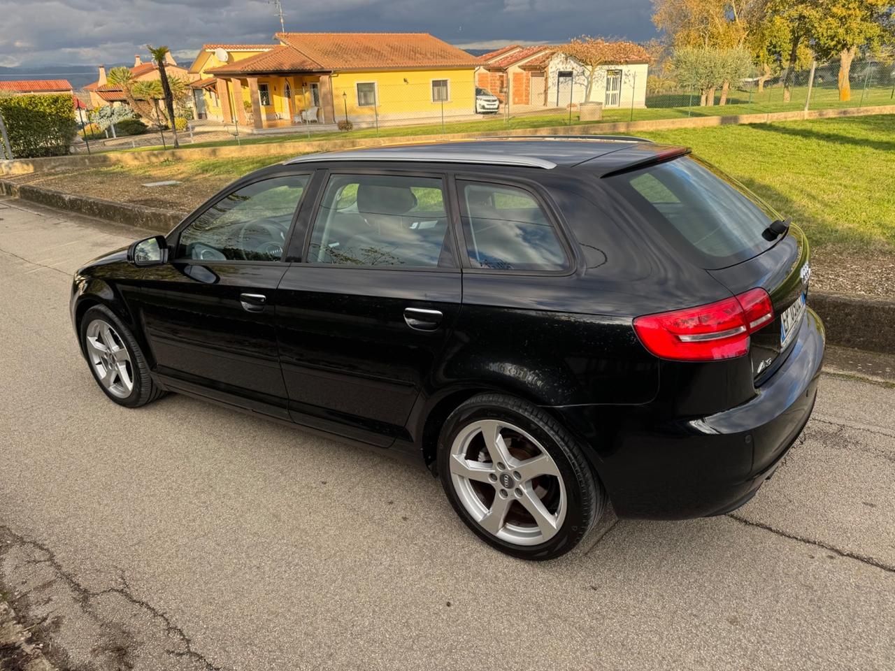 Audi A3 SPB 1.6 TDI 105 CV CR Ambition