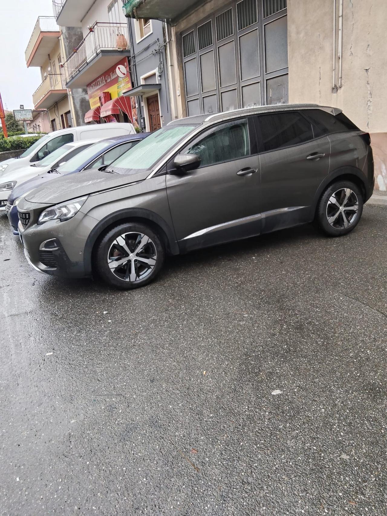 Peugeot 3008 BlueHDi 130 S&S Allure