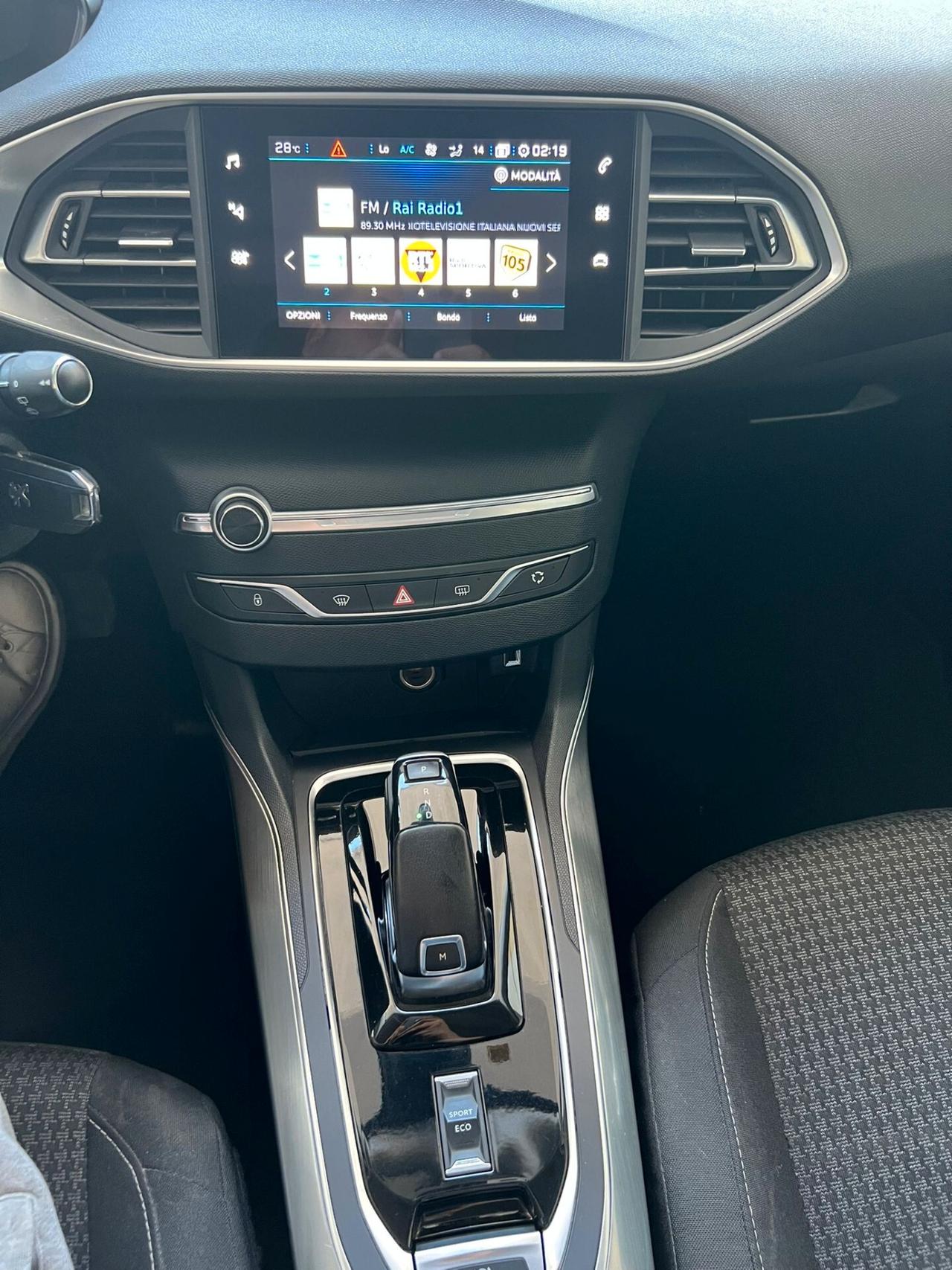 Peugeot 308 BlueHDi 130 S&S EAT8 SW Active Business