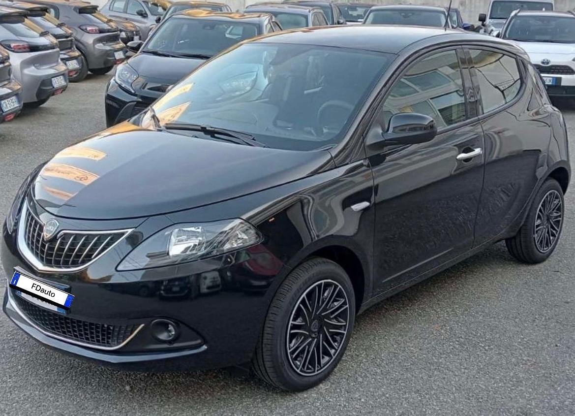 Lancia Ypsilon 1.0 FireFly 5 porte S&S Hybrid Gold Plus