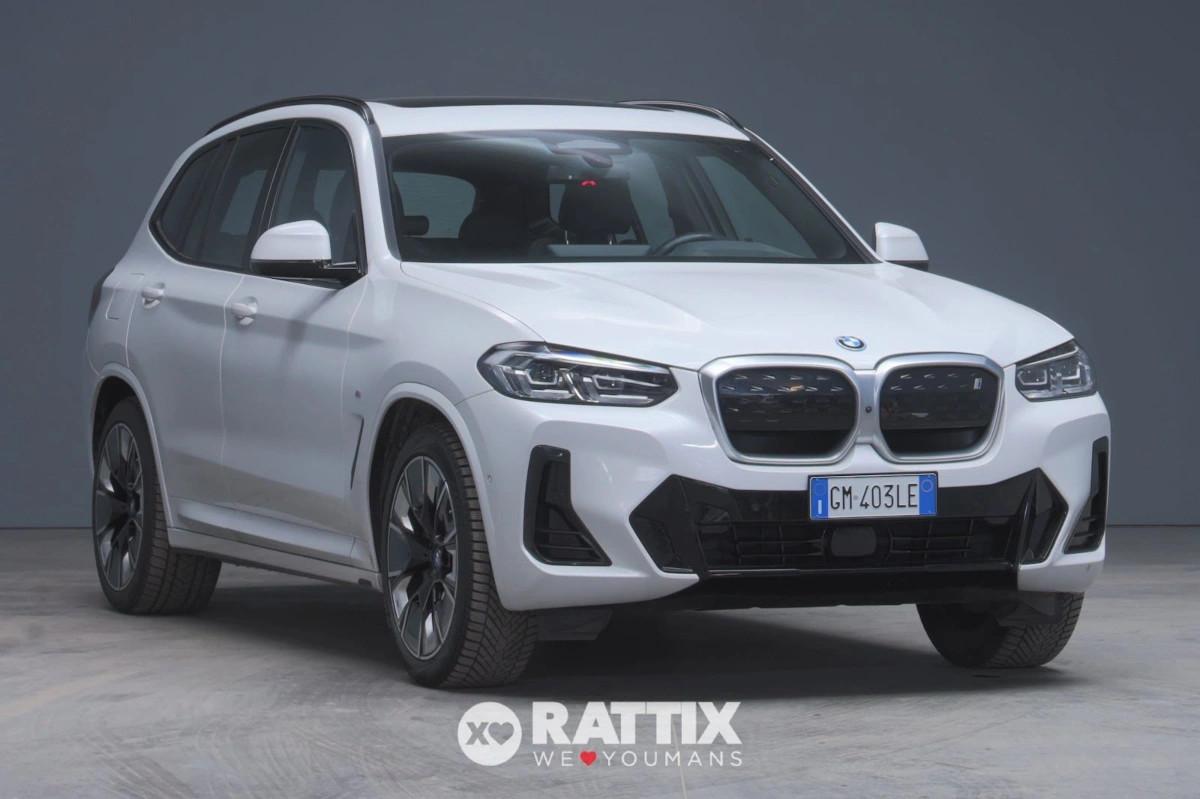 BMW iX3 motore elettrico 286CV Impressive + Tetto apribile