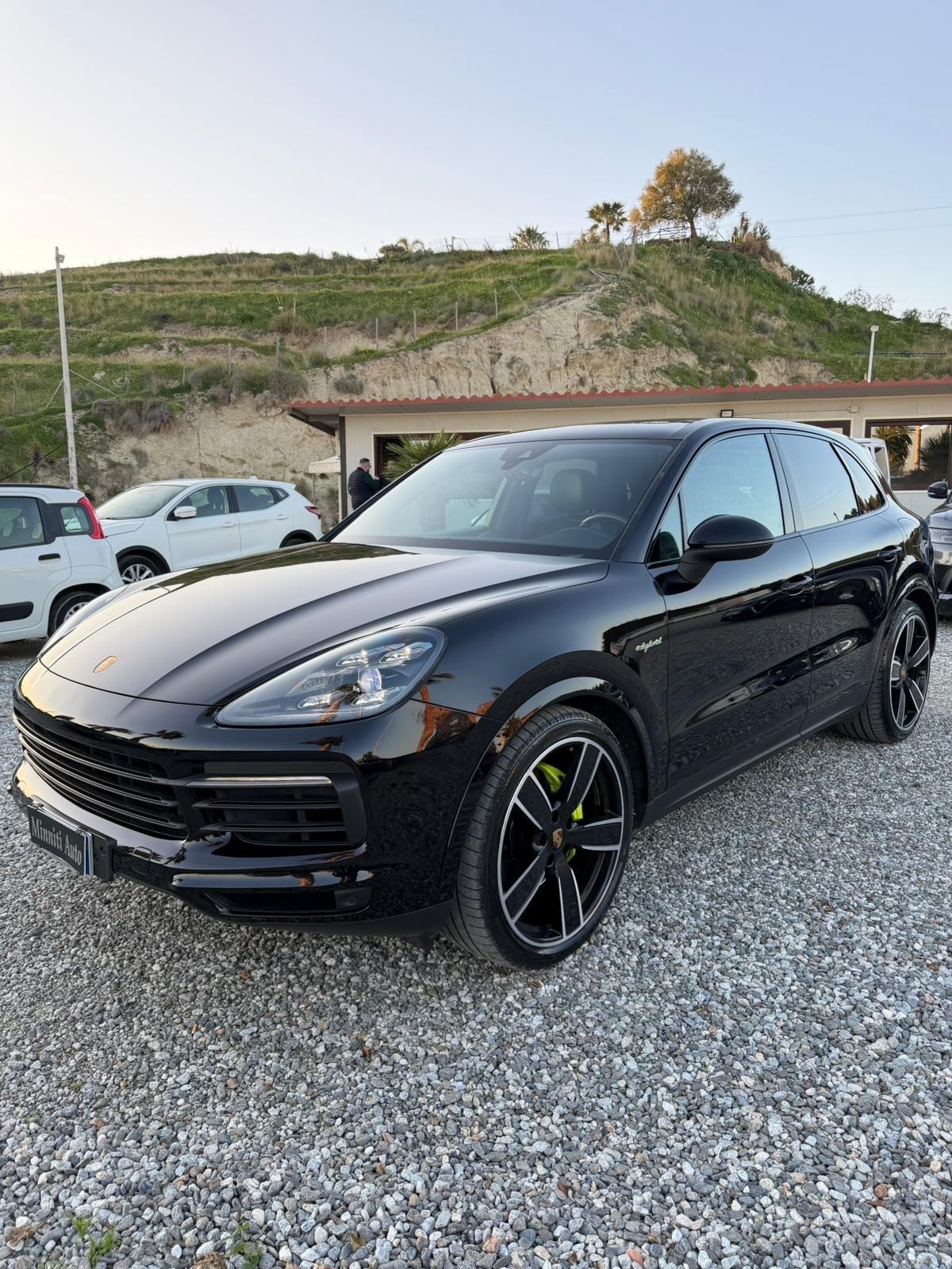Porsche Cayenne 3.0v6 Hybrid 462cv full optional
