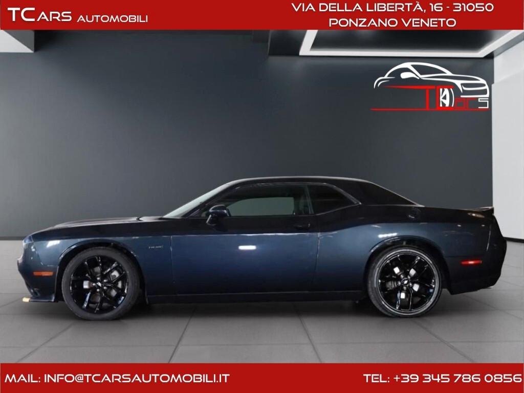 DODGE CHALLENGER 5.7 V8 HEMI -NOLEGGIO GIORNALIERO