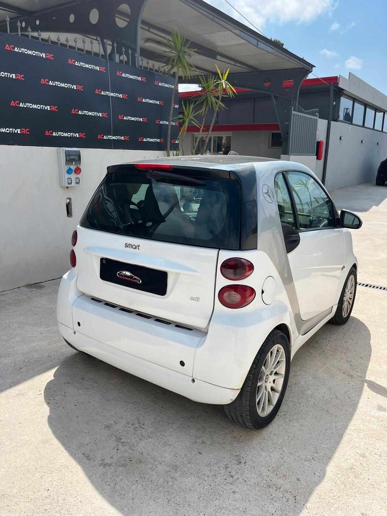Smart ForTwo 800 40 kW coupé passion cdi