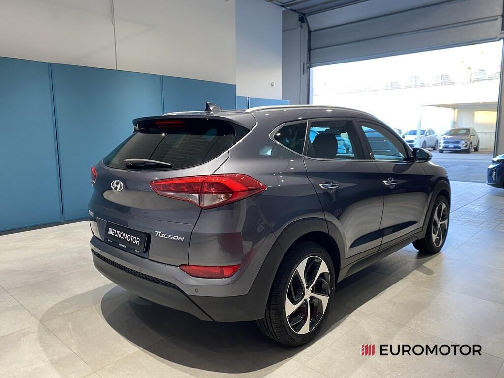 Hyundai Tucson 1.7 CRDi Xpossible 2WD