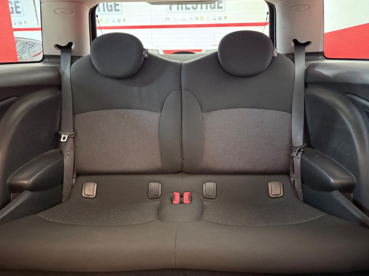 Mini Mini Cooper 1.4 Ray Benz/GPL