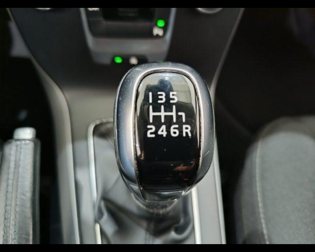 VOLVO V40 D2 Kinetic
