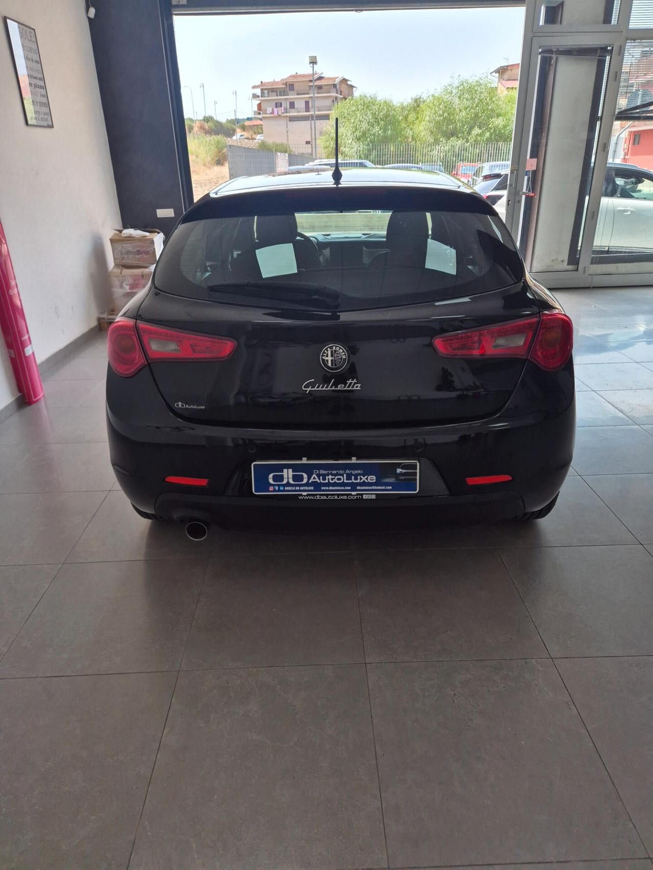 Alfa Romeo Giulietta 1.6 JTDm-2 105 CV Distinctive