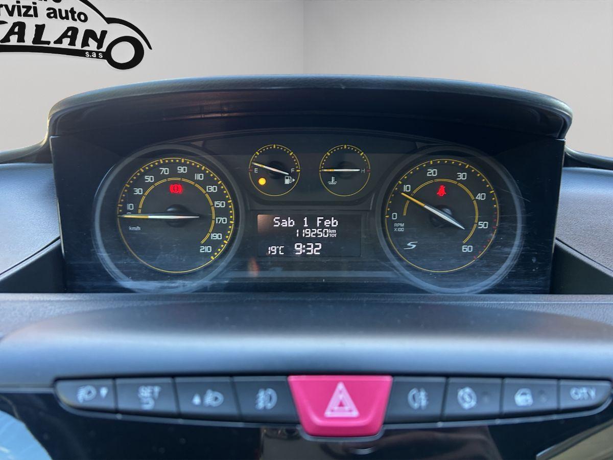 LANCIA - Ypsilon S - 1.3 MJT 95 CV 5p. S&S MOMO DESIGN