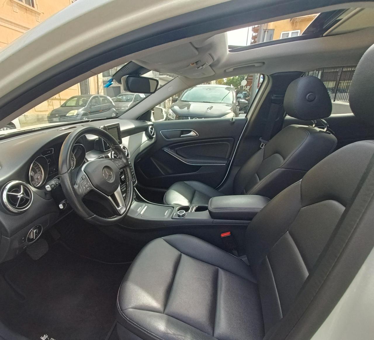 Mercedes-benz GLA 200 d Automatic 4Matic Premium