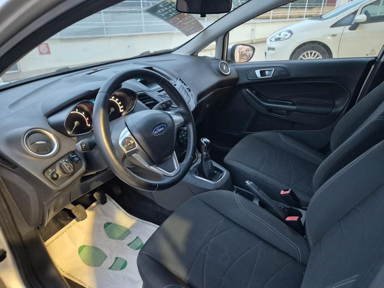 Ford Fiesta 1.2 60CV 5 porte