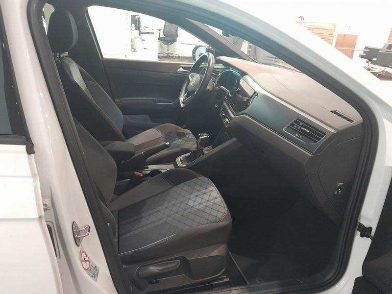 Volkswagen Taigo 1.0 tsi R-Line 110cv dsg