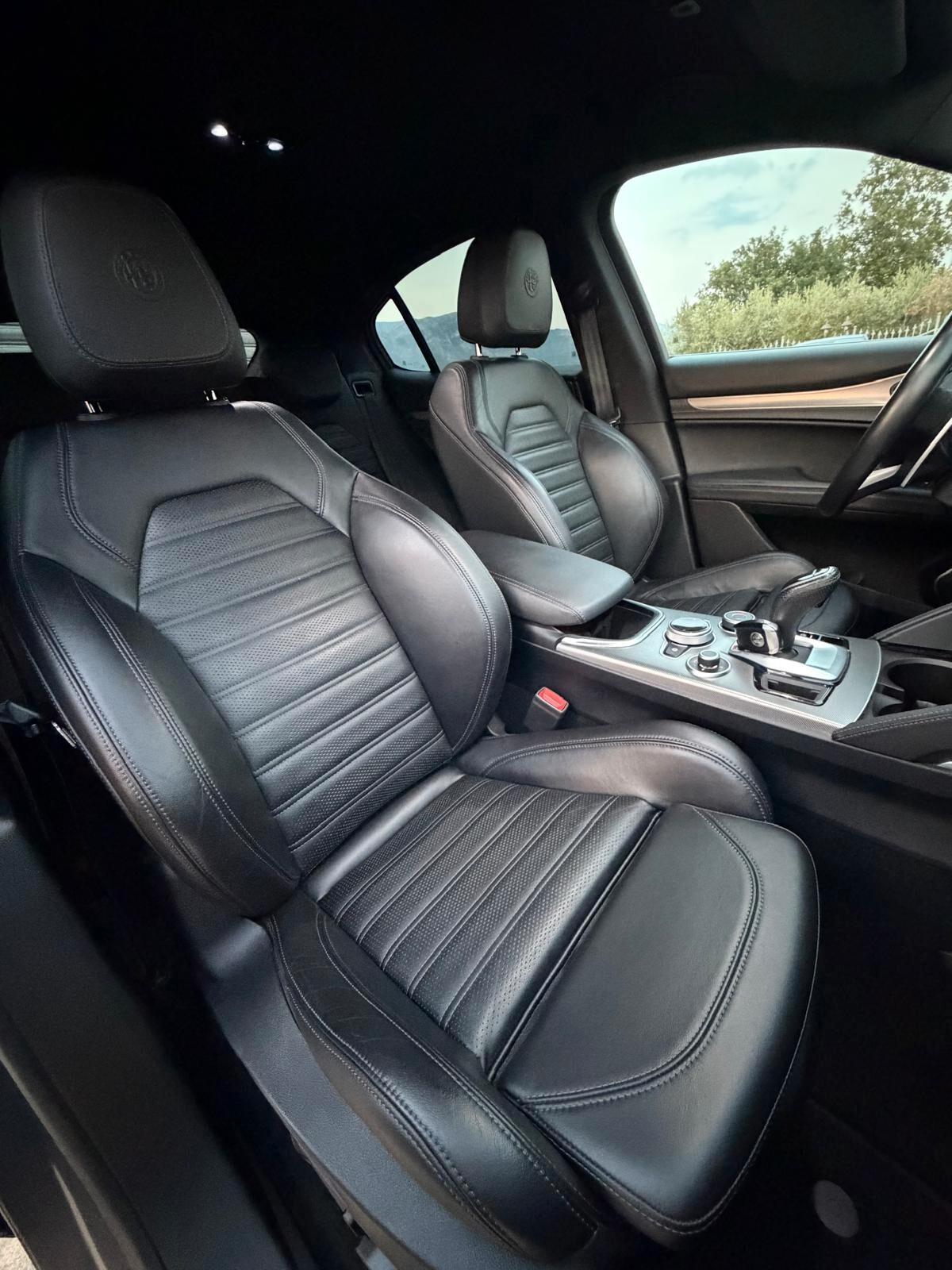 Alfa Romeo Stelvio 2.2 210 CV Q4 Veloce Pack Performance