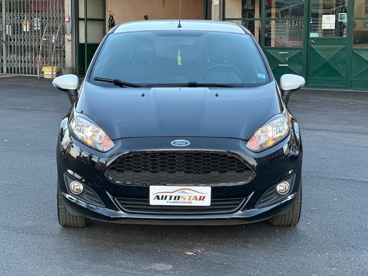 Ford Fiesta 1.4 5 porte Bz.- GPL Black & White Edition 2017