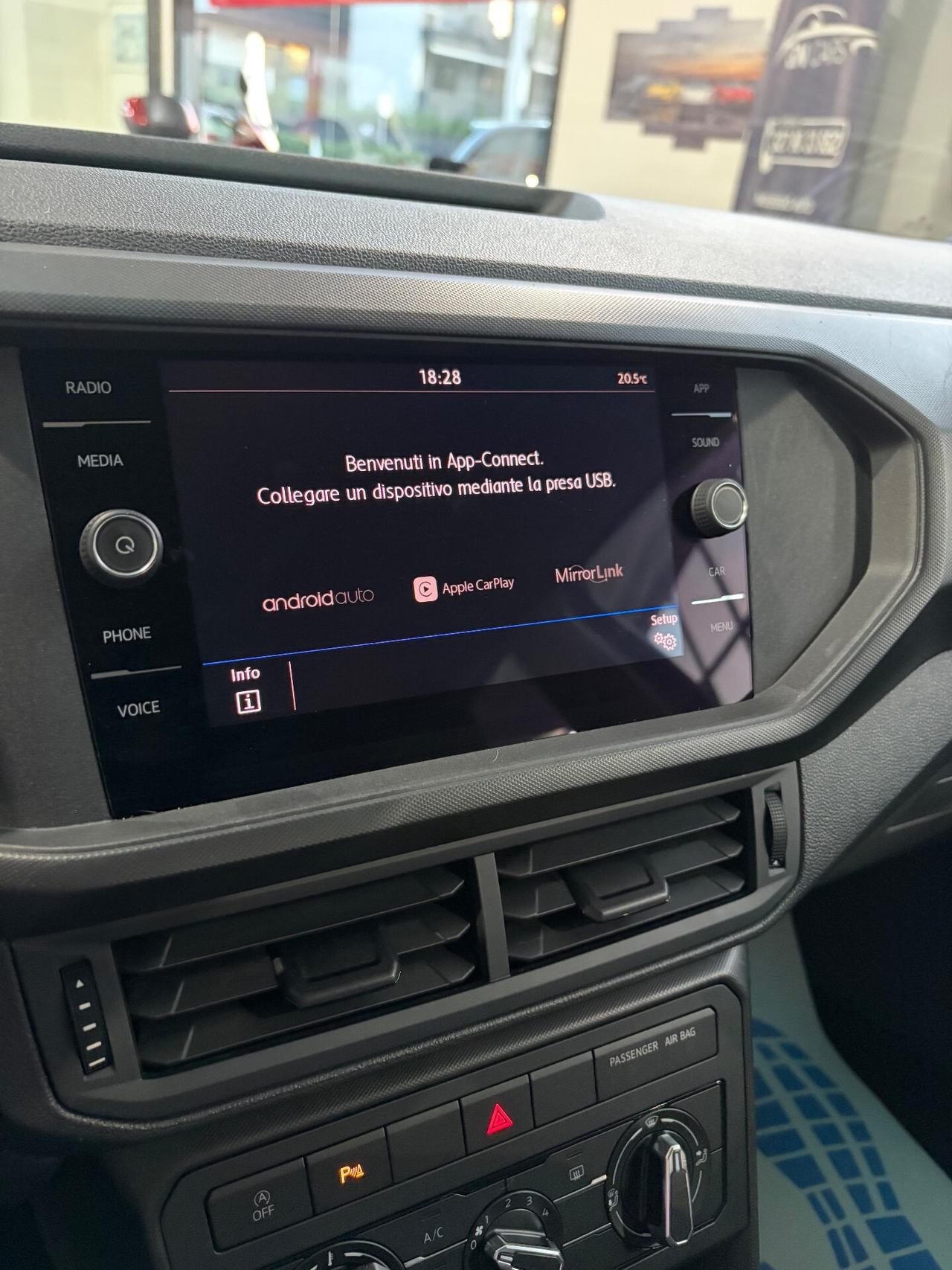 Volkswagen T-Cross 1.0 TSI Urban