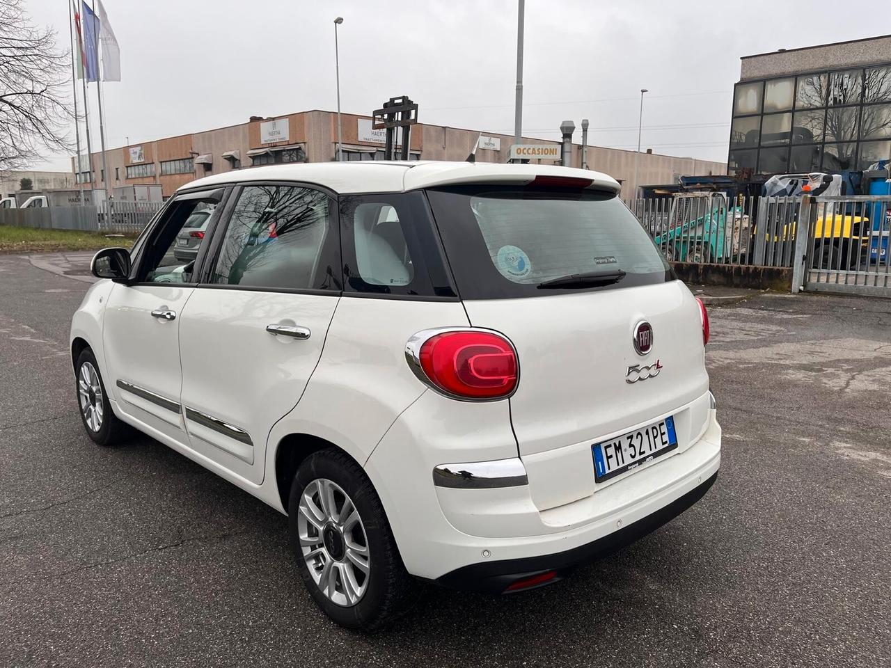 Fiat 500L 1.6 Multijet 120 CV Lounge EURO6B