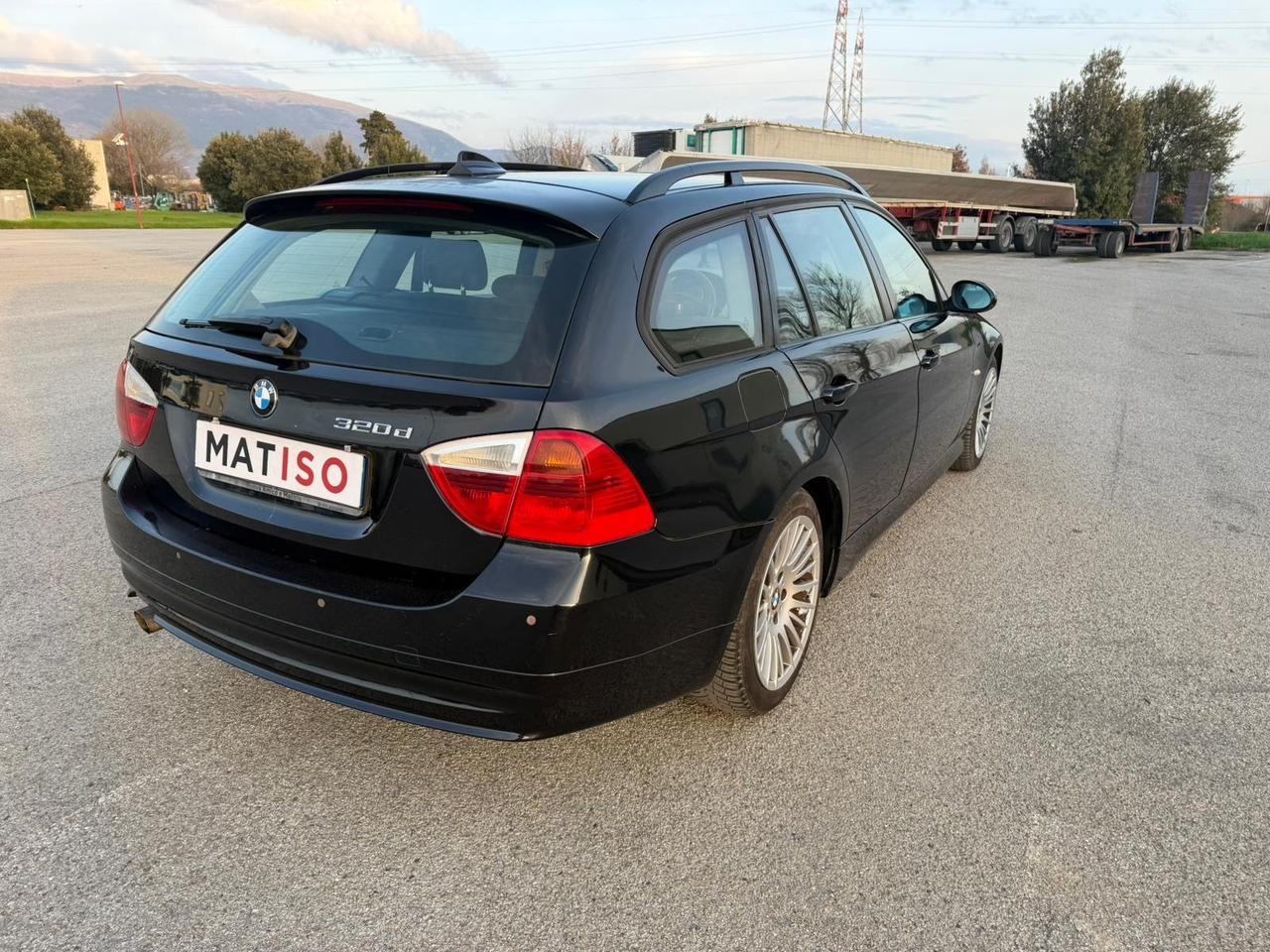 Bmw 320 D. Touring Cambio automatico
