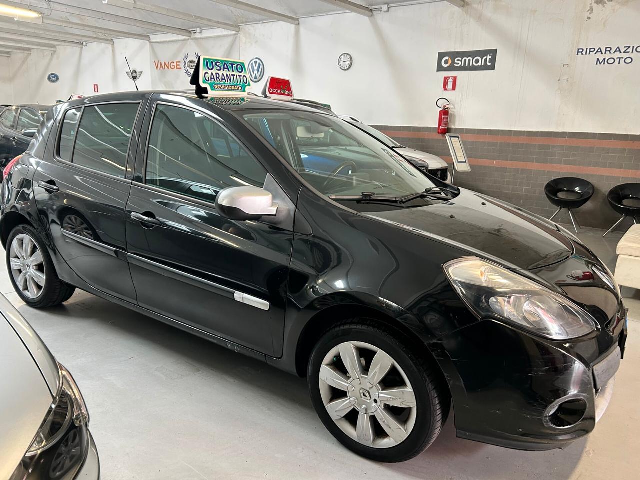 Renault Clio 1.2 16V 5 porte Dynamique