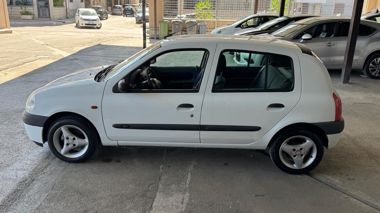 Renault Clio 1.2 cat 5 porte RT-1999