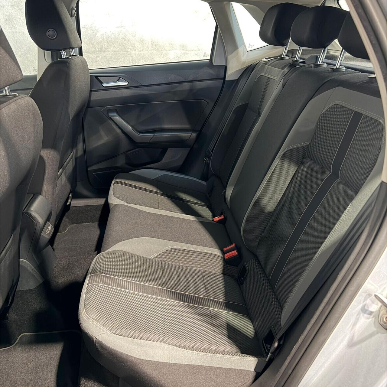 Volkswagen Polo R-LINE 1.6 TDI 95 CV DSG 5p. IVA ESPOSTA