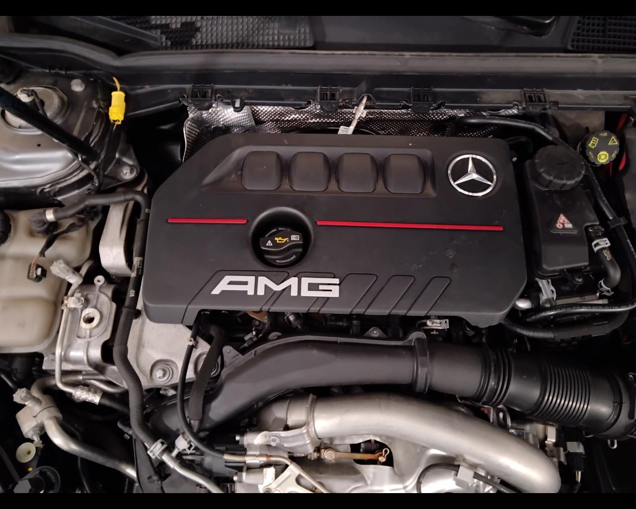 Mercedes-Benz Classe A - W177 2018 - A AMG 35 Race Edition 4matic auto