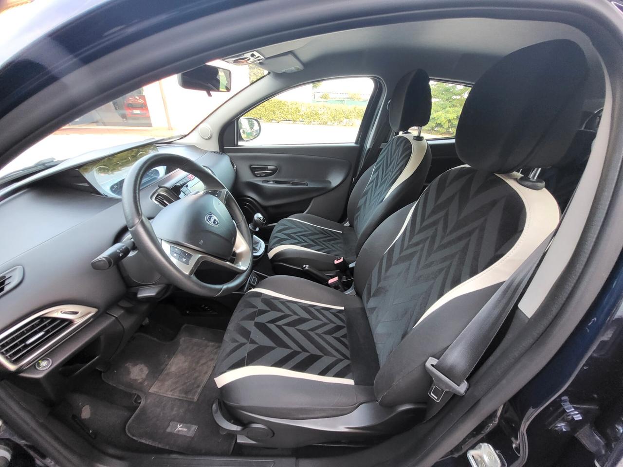 Lancia Ypsilon 1.2 69 CV 5 porte GPL Ecochic Gold
