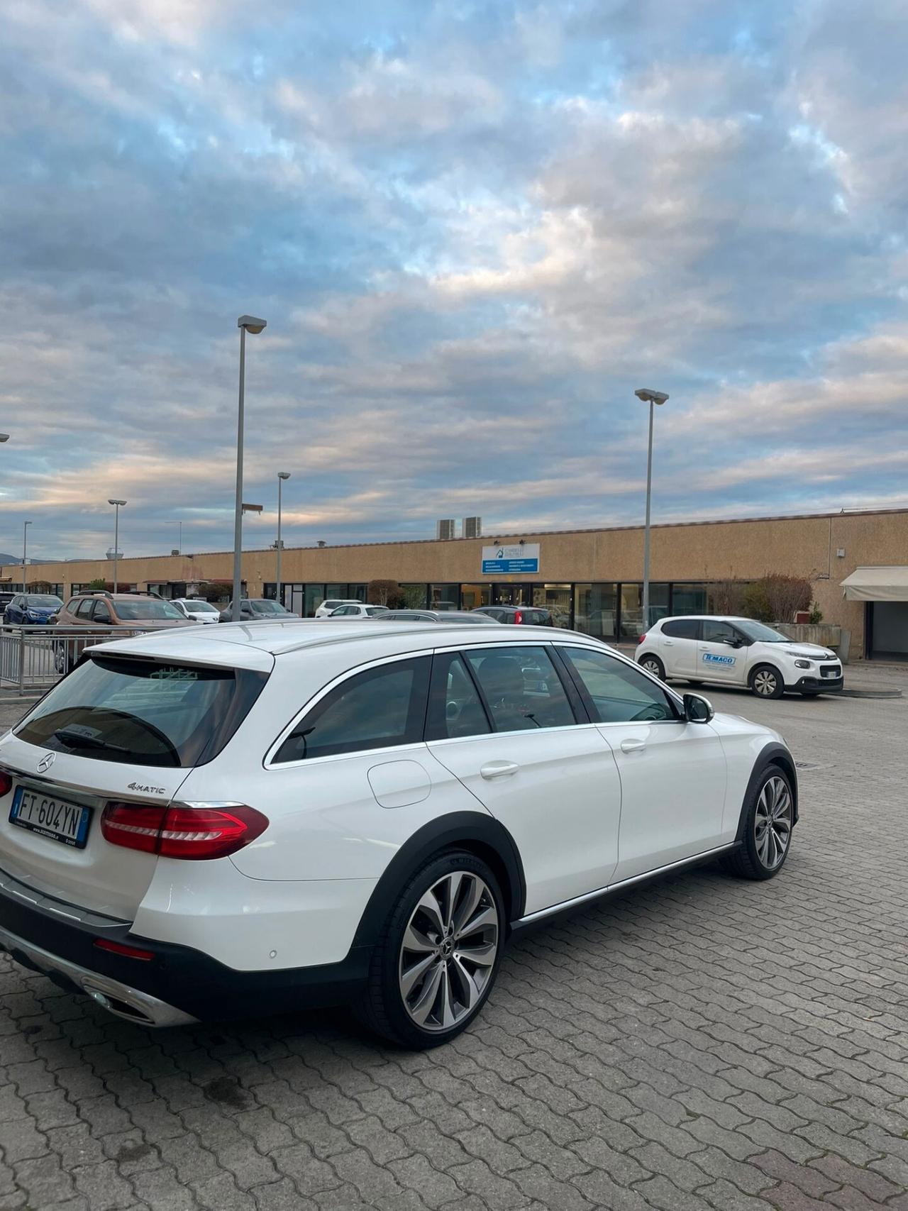 Mercedes-benz E 220 d S.W. 4Matic Auto Premium Plus All-Terrain