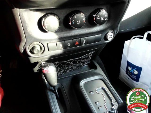 JEEP Wrangler Unlimited 2.8 CRD DPF Rubicon Auto