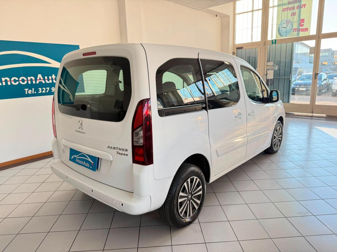 Peugeot Partner Tepee 1.6 HDi 2012