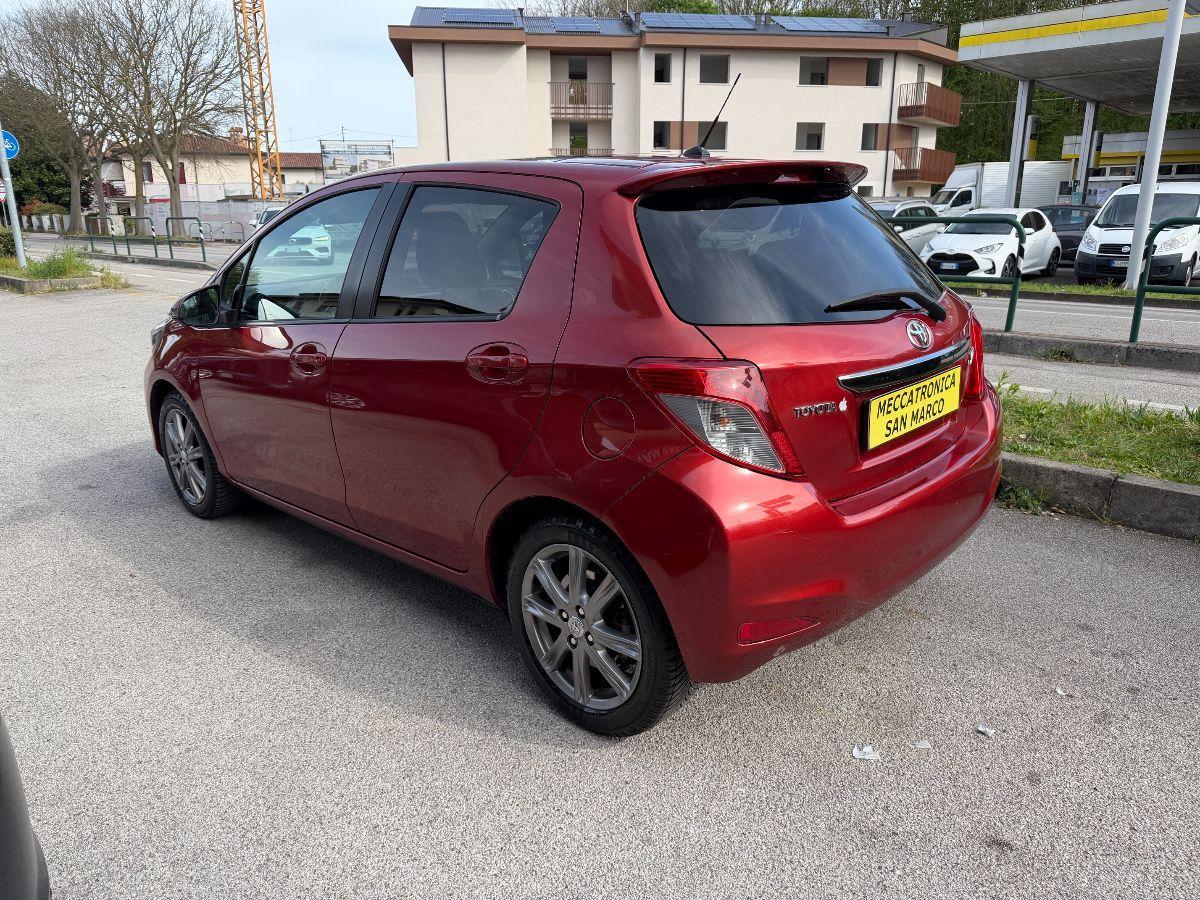 TOYOTA - Yaris - 1.3 5p. Lounge