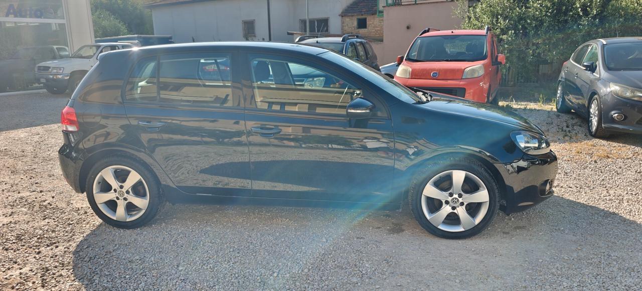 Volkswagen GOLF 1.6 TDI DPF 5 porte Comfortline