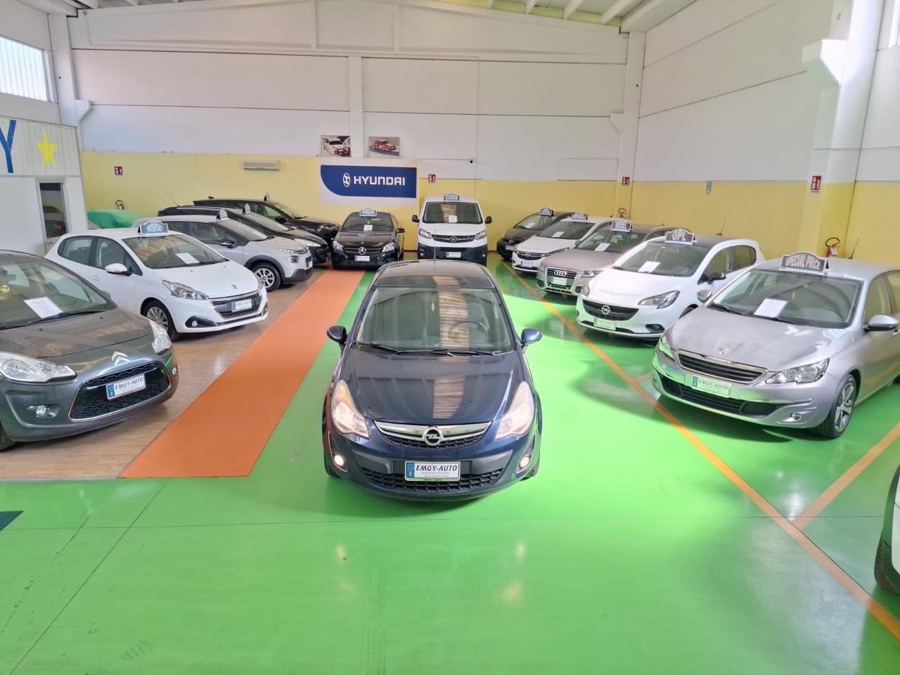 Opel Corsa 1.2benzina, 5 porte NEO PATENTATI