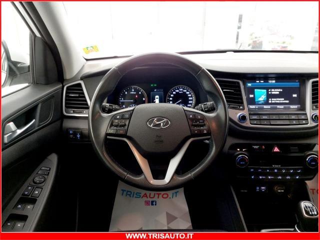 HYUNDAI Tucson 1.7 CRDI Xpossible (LUCI LED+NAVI)