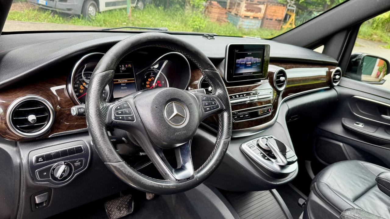 Mercedes-benz V 220 CDI Executive 8 posti