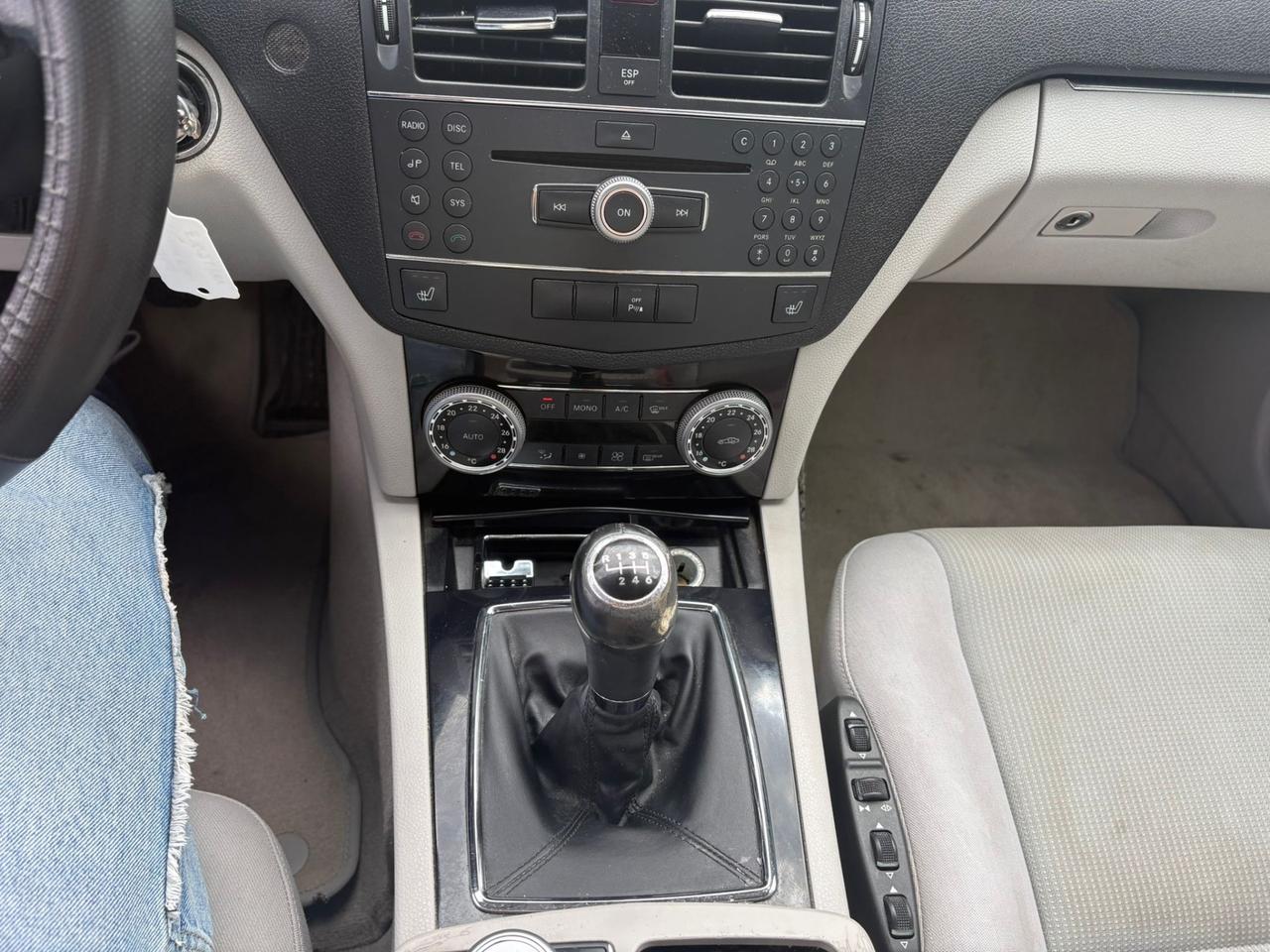 Mercedes-benz C 200 CDI 2009 2.2 DIESEL 136CV 271.000 KM