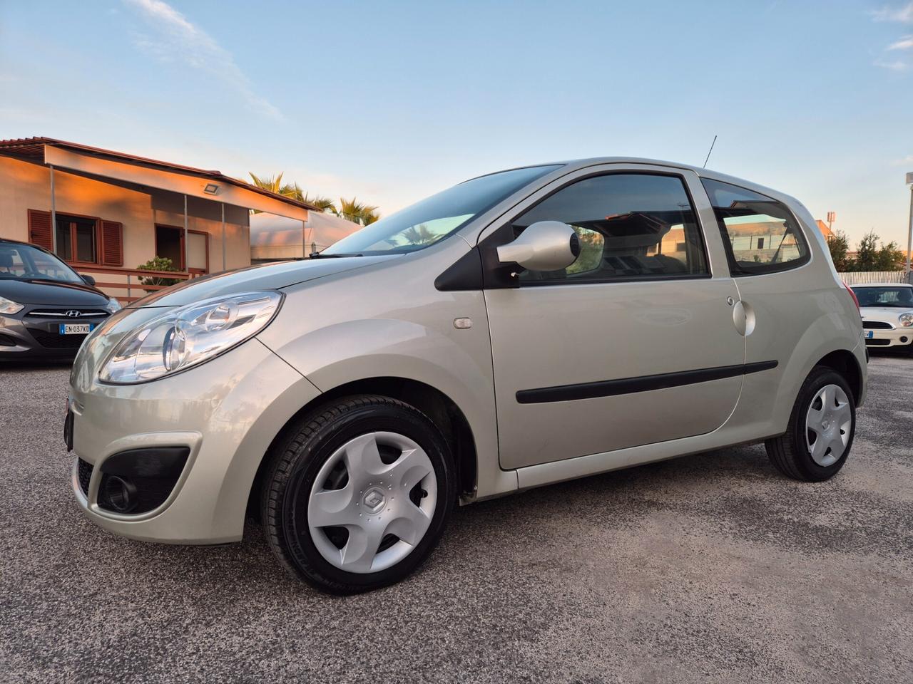Renault TWINGO RESTAYLING 1.2 8V Dynamique NUOVA FULL