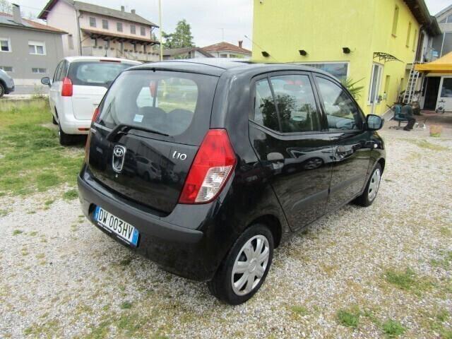 Hyundai i10 1.1 12V preparata con cura