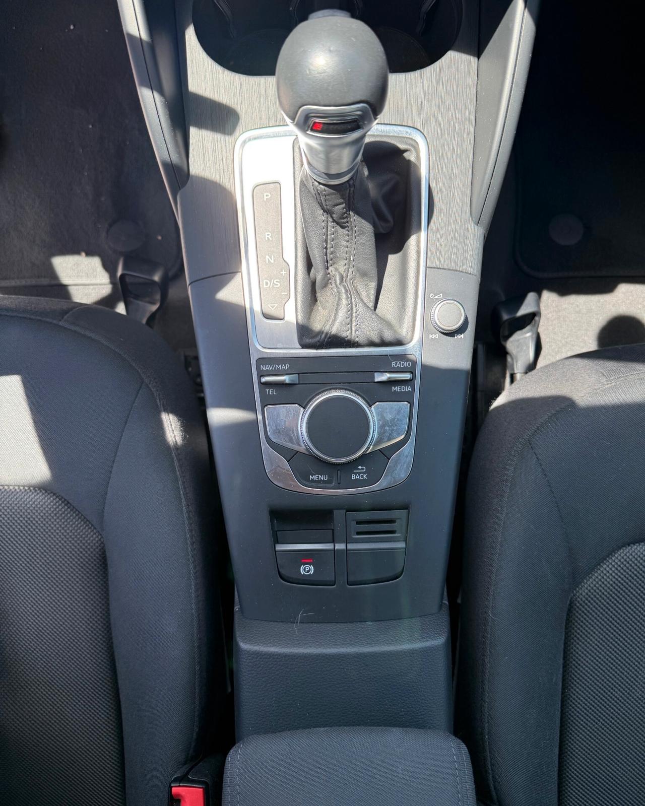Audi A3 1.6 TDI 116 CV S tronic Business