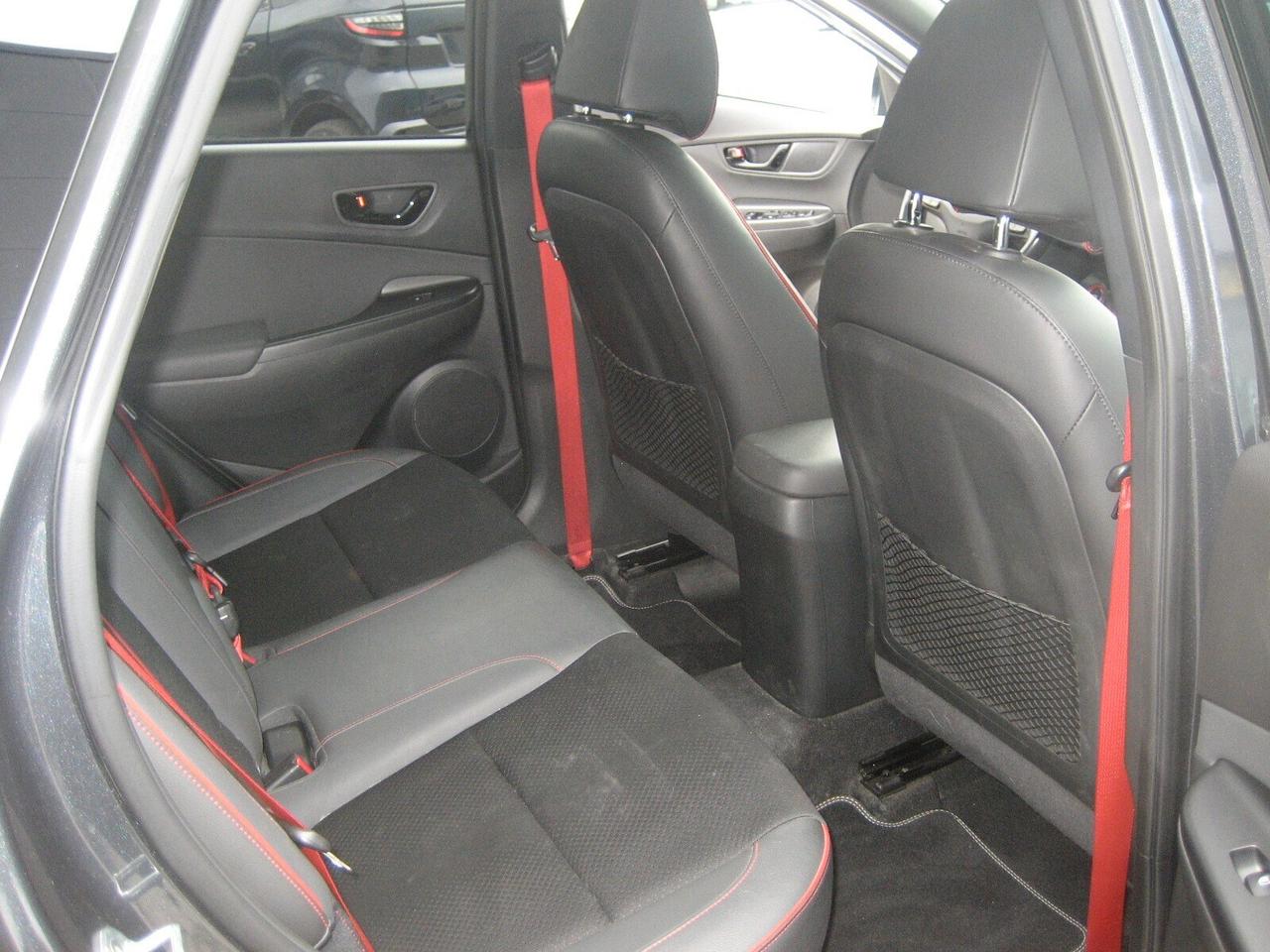 Hyundai Kona 1.0 T-GDI Xpossible