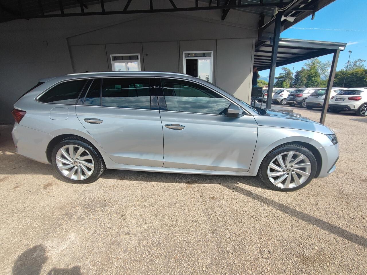 Skoda Octavia 2.0 TDI EVO SCR 150 CV DSG Wagon Style