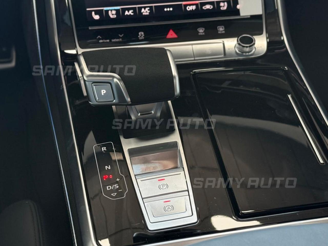 Audi RS Q8 4.0 mhev 48V performance 640cv tiptronic