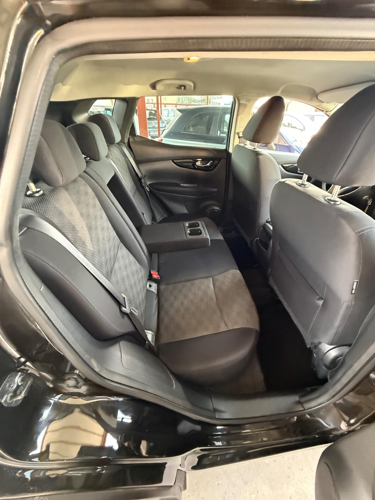 Qashqai 1.5 dCi Tekna-unipro-rate-garanzia